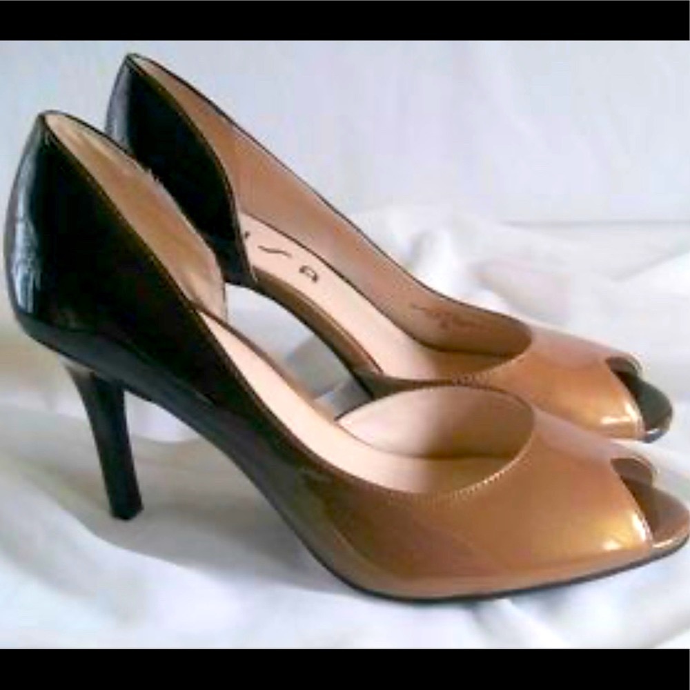 NWOT Unisa Ombré Heels